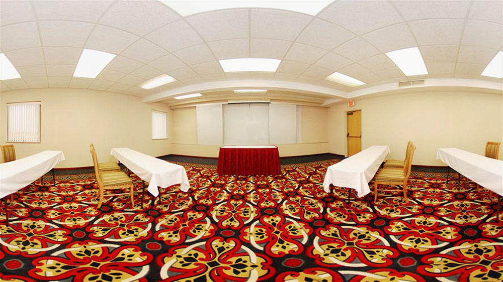 Comfort Inn - Hall Of Fame Canton Dış mekan fotoğraf