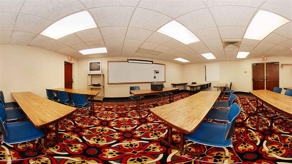 Comfort Inn - Hall Of Fame Canton Dış mekan fotoğraf